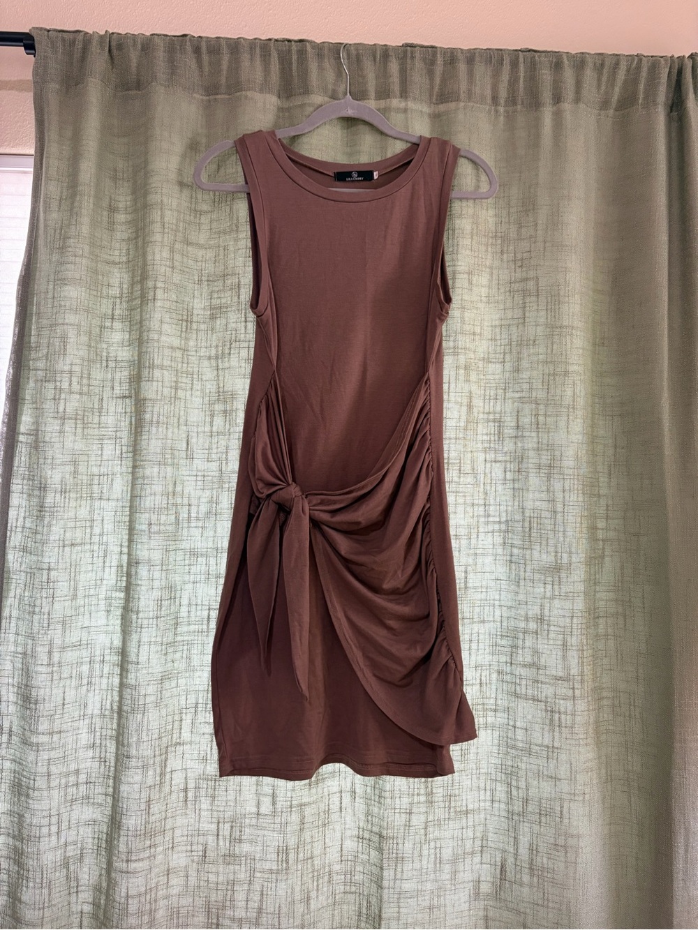 Sleeveless Knot-Front Mini Dress in Mauve Brown
